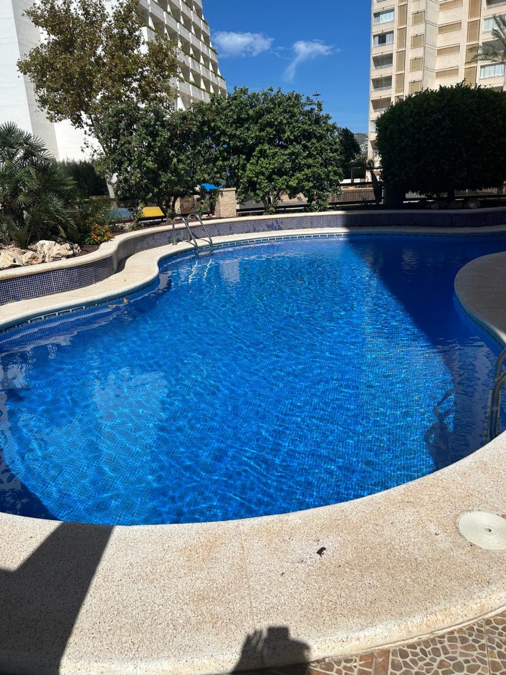 18. RIVIERA PISCINA